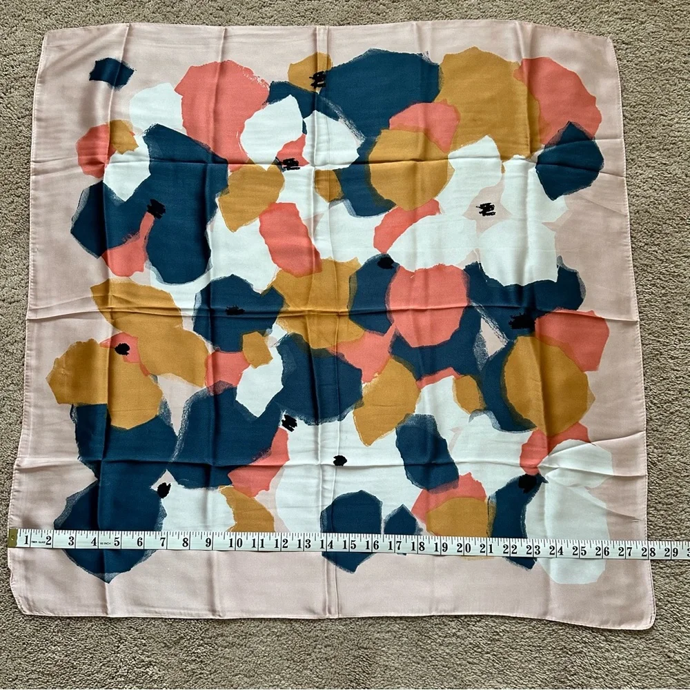 New Silk Feeling Scarf Medium Square Satin Head Scarf for Women 27.5”x27.5”